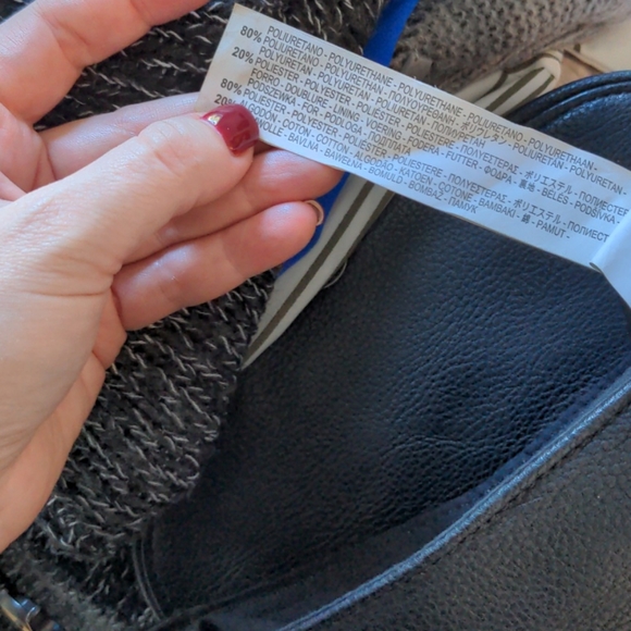 Black purse - Picture 5 of 8